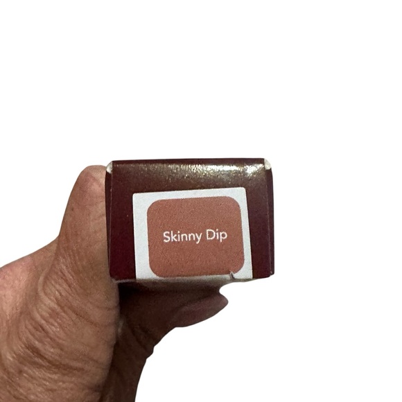 Wander Beauty Lip Retreat Oil in Skinny Dip - Picture 15 of 16